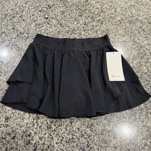 NWT Lululemon Court Rival High Rise Skirt
Black